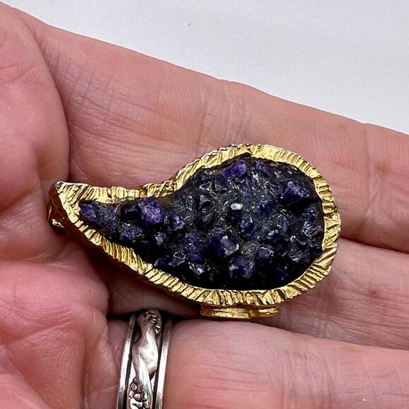 Signed Lester JOY Plique a Jour Purple Paisley BROOCH Gold Tone Costume Jewelry - Picture 2 of 7